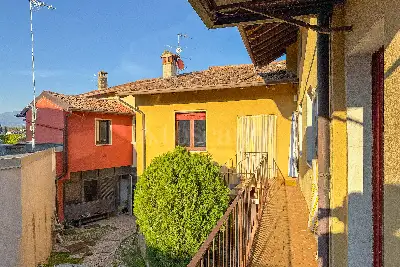 Casa Indipendente in vendita, Via Carlo Alberto, Moniga del Garda