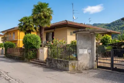 Casa Indipendente in vendita, Via al Lago, Porto Ceresio