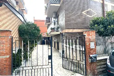 Casa in vendita, Via Enrico Bondi, Roma