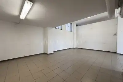 Laboratorio in vendita, Via dei Tulipani, Milano