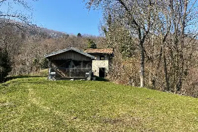 Rustico in vendita, Dizzasco, Loc. Pesee, Dizzasco
