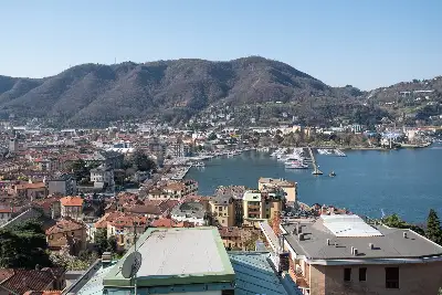 Casa in vendita, Via Prudenziana, Como