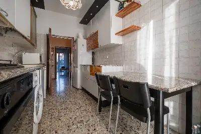 Casa in vendita, Via Francesco Brioschi, Milano