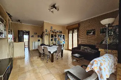 Attico in vendita, Via Zagabria, Pomezia