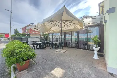 Attività Commerciale in vendita, Via Fracazzole, Verona