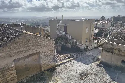 Magazzino in vendita, Via Viale, Valderice