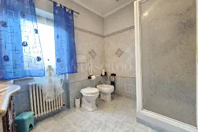 Villa in vendita, via peccia, Aprilia