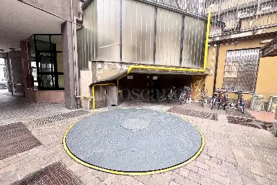 Posto Auto in vendita, Via Mancini, Milano