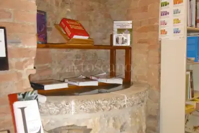 Negozio in vendita, Via Sant'Agata, Siena