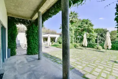 Albergo in vendita, Via XXV Aprile, Figino Serenza