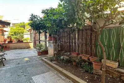 Casa in vendita, Via Giovanni Faber, Roma