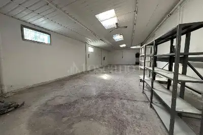 Capannone in vendita, Via Lippi, Monza