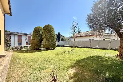 Casa in vendita, Via Lugana, Peschiera del Garda