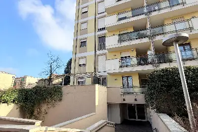 Casa in vendita, Via Piave, San Donato Milanese