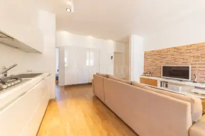 Casa in vendita, Via Volturno, Roma