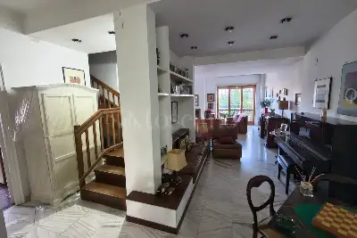 Villino a Schiera in vendita, Via Calosso, Roma