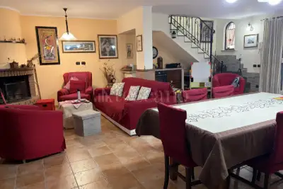 Villa in vendita, Via Simbario, Roma