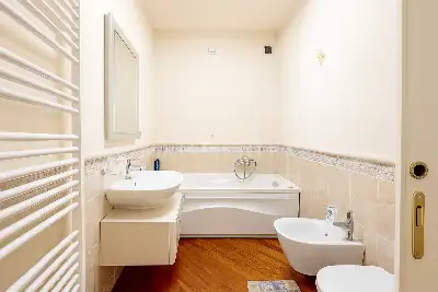 Casa in vendita, Via Reverberi, Brescia