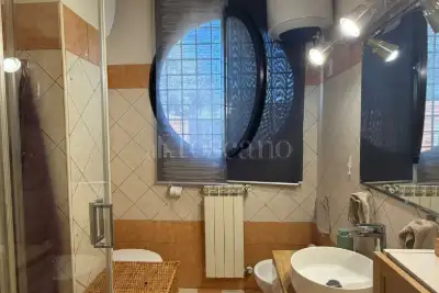 Casa in vendita, Via Monasterace, Roma