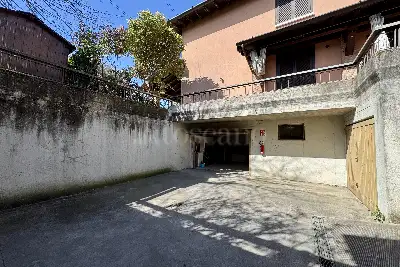 Villa Bifamiliare in vendita, Via Italo Calvino, San Zeno Naviglio