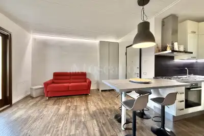 Casa in vendita, Via Lugana, Peschiera del Garda