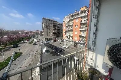 Casa in vendita, Via Adamello, Torino