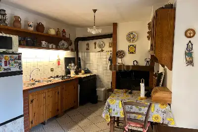 Casa Indipendente in vendita, Località Curcelle, Vernio