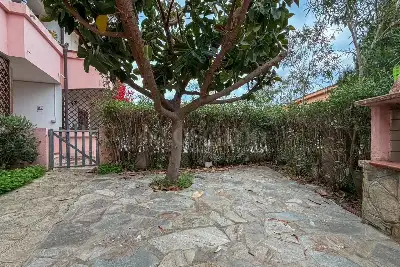 Villino a Schiera in vendita, Budoni, Via Delle Ginestre 12, Budoni