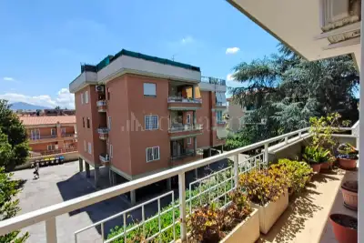 Casa in vendita, Via delle Vigne di Morena, Roma