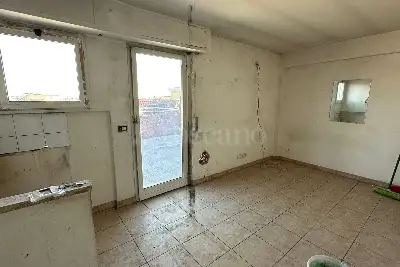 Magazzino in vendita, Viale della Bella Villa, Roma