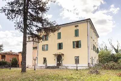 Villa in vendita, Via Persicetana, Calderara di Reno