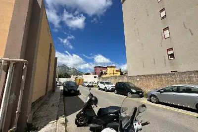 Negozio in vendita, Via Anapo, Palermo