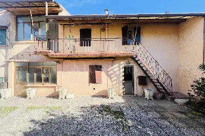Casa Indipendente in vendita, Via G. Garibaldi, Paderno Franciacorta