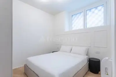 Casa in vendita, Via Giovanni da Procida 25, Milano