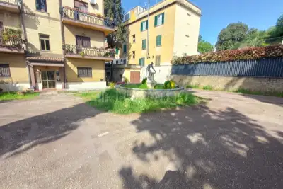Magazzino in vendita, Via Flaminia, Roma