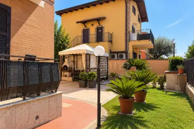 Casa in vendita, Via Verbicaro, Roma