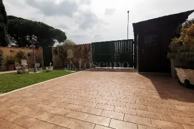 Villa Plurifamiliare in vendita, Via Sesto San Giovanni, Roma