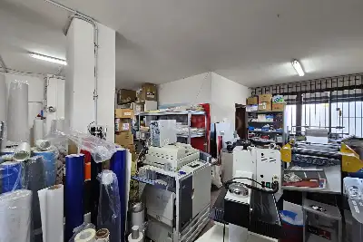 Negozio in vendita, Latina V.le Le Corbusier 175, Latina