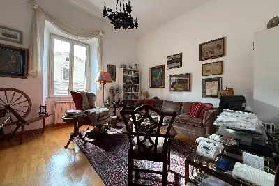 Casa in vendita, Via Cavour, Roma