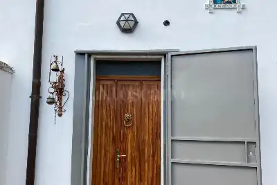 Casa Indipendente in vendita, Via Rocco Pellettieri, 21 località San Giovanni, Viggiano (PZ), Viggiano