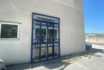 Capannone in vendita, Via Franco Maria Malfatti, Rieti