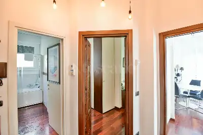 Casa in vendita, Via Leonardo Da Vinci, Como