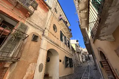 Palazzo in vendita, Via del Palazzo, Archi
