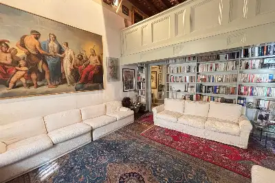 Casa in vendita, Piazza di Monte Citorio, Roma