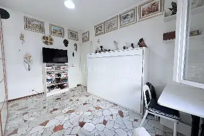 Casa in vendita, via Vincenzo Giordano Orsini , Milano