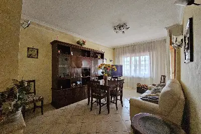 Casa in vendita, Via Gran Bretagna, Pomezia