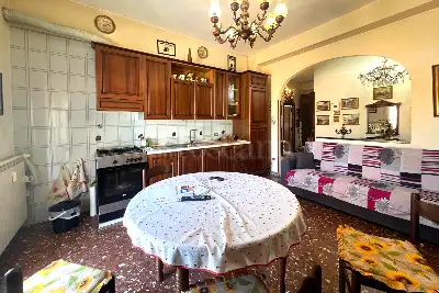 Casa in vendita, Via Enrico Bondi, Roma