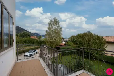 Villa Bifamiliare in vendita, Via Pasquale Besenghi, Aviano