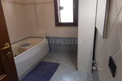 Villino a Schiera in vendita, Via Michele Nau, Roma