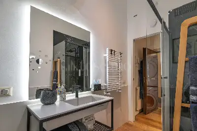 Casa in vendita, Piazza dei Santi Apostoli, Roma